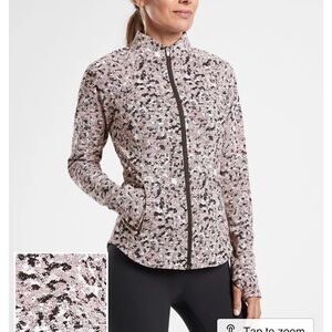 Athleta Salutation Textured Jacket - Lilac Leopard Print - 2XL